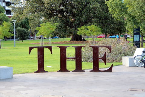 Adelaide Central Apartment - 3BR, 2Bath & Carpark - Accommodation Sunshine Coast 0