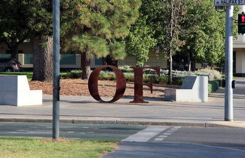 Adelaide Central Apartment - 3BR, 2Bath & Carpark - Accommodation Sunshine Coast 2