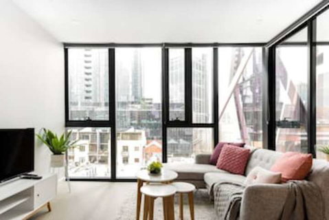 Skyline View High Rise Condo - Accommodation Sunshine Coast 0
