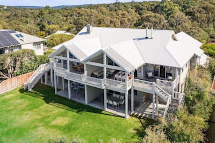 Eagle Bay WA Accommodation Sunshine Coast