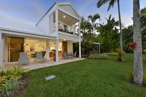 Mirage Luxury Villas - Accommodation Sunshine Coast 3
