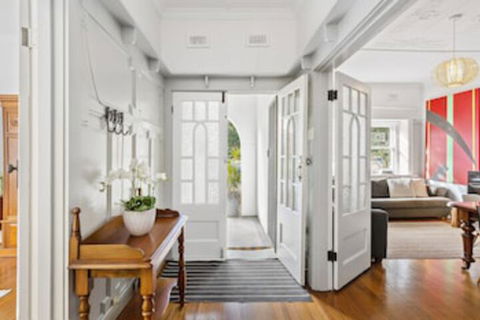 Elanora By The Bay - Accommodation Sunshine Coast 0