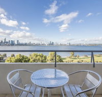 High Tor Apartment 104 - Accommodation Sunshine Coast