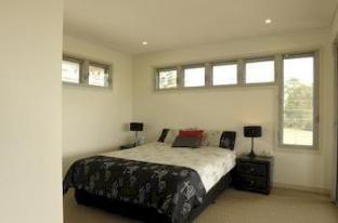 Maleny Grove - Accommodation Sunshine Coast 2