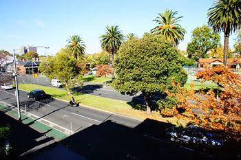 Eastern Townhouse Serviced Apartment - Accommodation Sunshine Coast 0