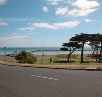 Portarlington Holiday Units  Pool - Accommodation Sunshine Coast