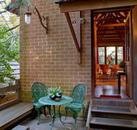 Cherrytree Cottage - Accommodation Sunshine Coast
