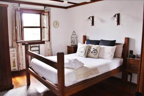 The Table Guesthouse - Accommodation Sunshine Coast 4