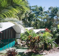 Dougies Backpackers - Accommodation Sunshine Coast