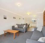 Allamanda Court Unit 6 Handy to Tweed Heads Hospital - Accommodation Sunshine Coast