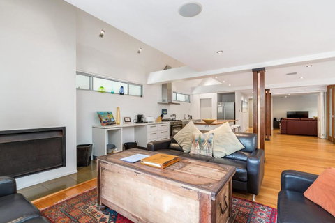 A SWEET ESCAPE Ariels - Accommodation Sunshine Coast 4