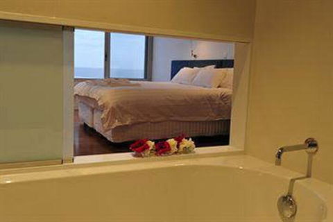 The Ocean Retreat - Accommodation Sunshine Coast 1