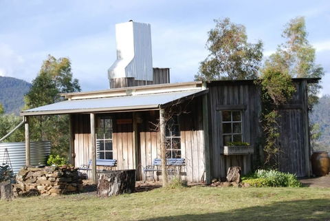 Heimat Chalets - Accommodation Sunshine Coast 0