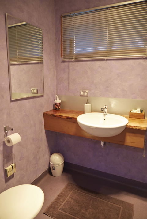 Heimat Chalets - Accommodation Sunshine Coast 4