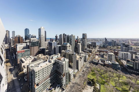 Oaks Melbourne On William Suites - Accommodation Sunshine Coast 1