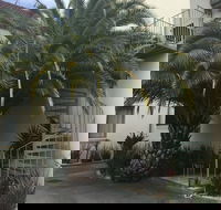 Brunswick Tower Hotel - Accommodation Sunshine Coast