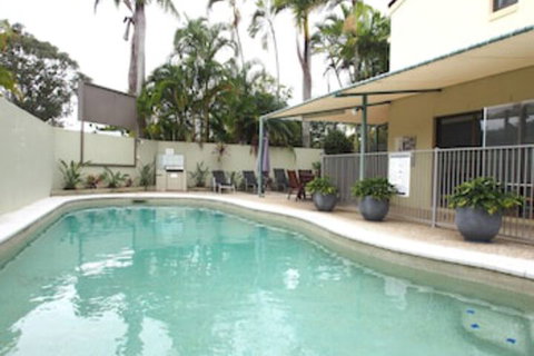 Le Court Villas - Accommodation Sunshine Coast 0