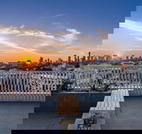 Oaks Melbourne South Yarra Suites - Accommodation Sunshine Coast