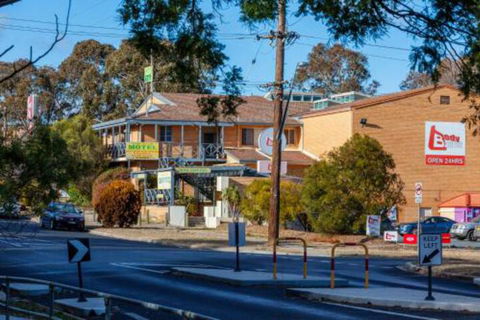 Aussie Settler Motel - Accommodation Sunshine Coast 0