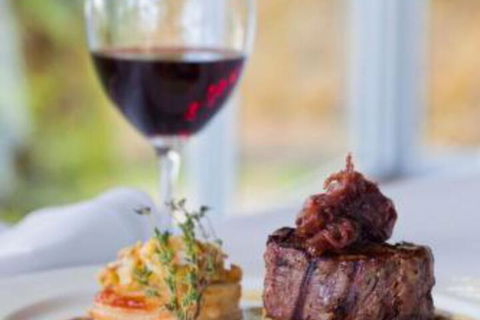 Chriss Beacon Point Restaurant & Villas - Accommodation Sunshine Coast 3