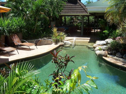 Cascade Gardens - Accommodation Sunshine Coast 1