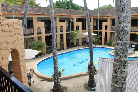 Oasis Inn Cairns - Accommodation Sunshine Coast 1