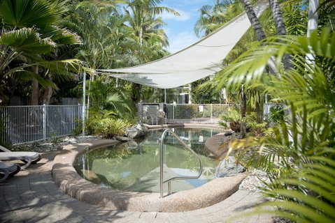 Tropical Nites - Accommodation Sunshine Coast 3