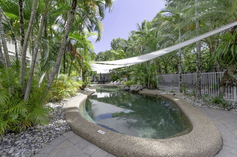 Tropical Nites - Accommodation Sunshine Coast 4