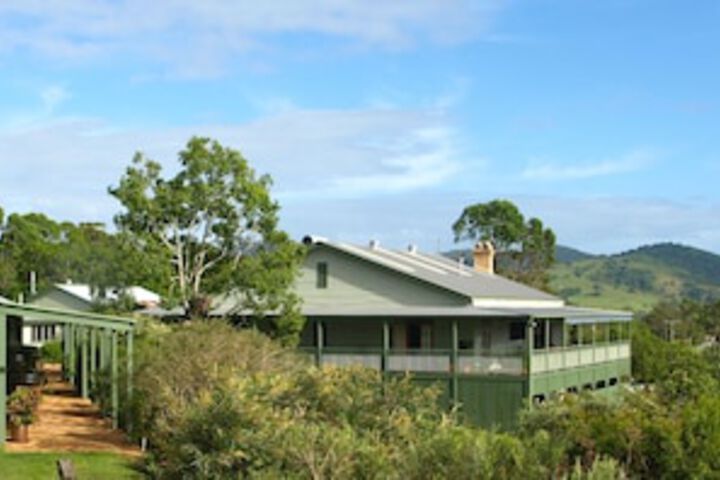 Goomboorian QLD Accommodation Sunshine Coast
