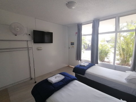 Hoey Moey Backpackers - Hostel - Accommodation Sunshine Coast 5