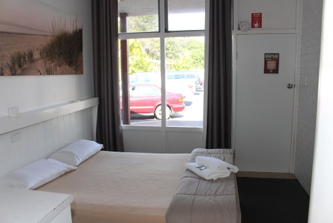 Hoey Moey Backpackers - Hostel - Accommodation Sunshine Coast 6