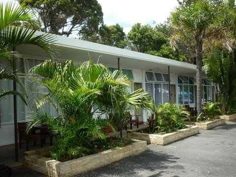 Hoey Moey Backpackers - Hostel - Accommodation Sunshine Coast 0