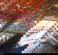 Tuki Retreat - Accommodation Sunshine Coast