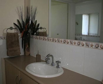 Searenity Holiday Accommodation - Accommodation Sunshine Coast 5