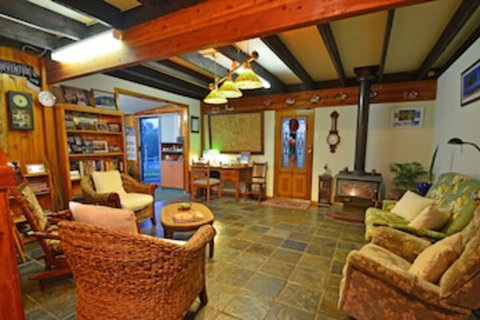 Broadwater Bed & Breakfast - Accommodation Sunshine Coast 0