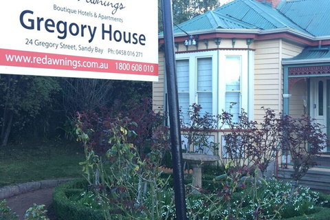 Gregory House - Accommodation Sunshine Coast 0