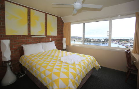 Pacific Heights Holiday Apartments & Munn's Tower House - Accommodation Sunshine Coast 4