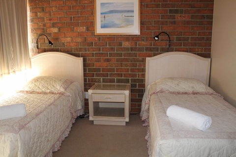 Pacific Heights Holiday Apartments & Munn's Tower House - Accommodation Sunshine Coast 3