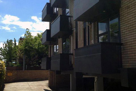 George Powlett Apartments - Accommodation Sunshine Coast 5