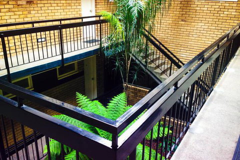 George Powlett Apartments - Accommodation Sunshine Coast 6