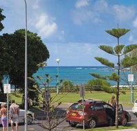 Pipis on the beach - Accommodation Sunshine Coast