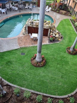 Alatai Holiday Apartments - Accommodation Sunshine Coast 3