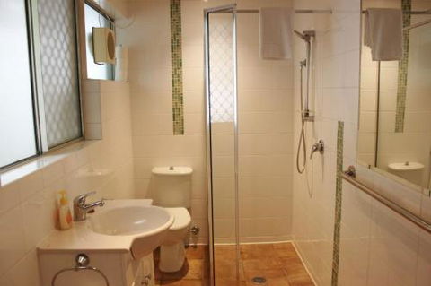 A Beautiful Flat - Accommodation Sunshine Coast 4