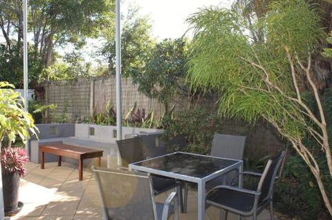 A Beautiful Flat - Accommodation Sunshine Coast 3