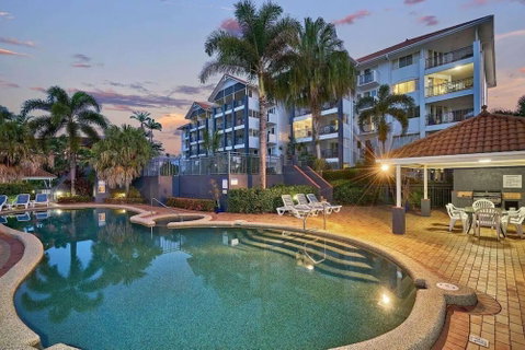 North Cove Waterfront Suites - Accommodation Sunshine Coast 1