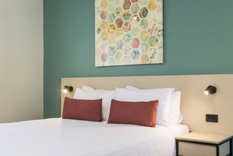Nightcap At Balaclava Hotel - Accommodation Sunshine Coast 3