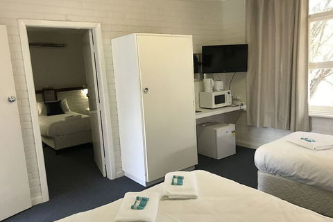 Walpole Hotel Motel - Accommodation Sunshine Coast 3