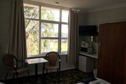 Walpole Hotel Motel - Accommodation Sunshine Coast 7