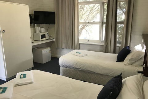 Walpole Hotel Motel - Accommodation Sunshine Coast 5