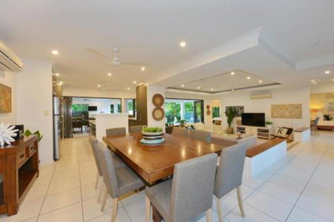 Concha Marina - Accommodation Sunshine Coast 4